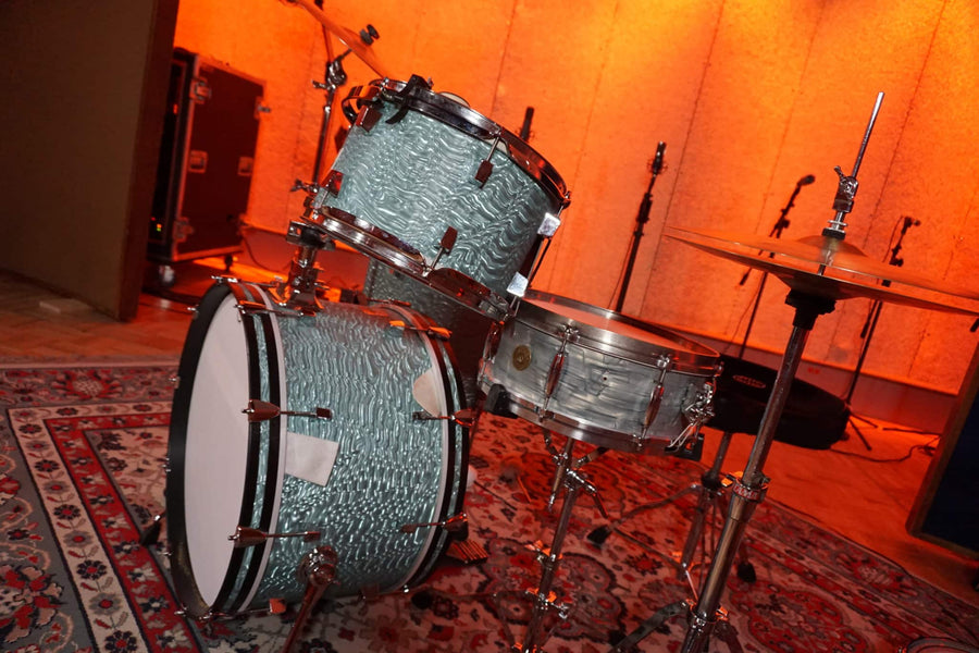 CREATING THE SOUND of 60’S SOUL / FUNK DRUMS with TELEFUNKEN Elektroakustik