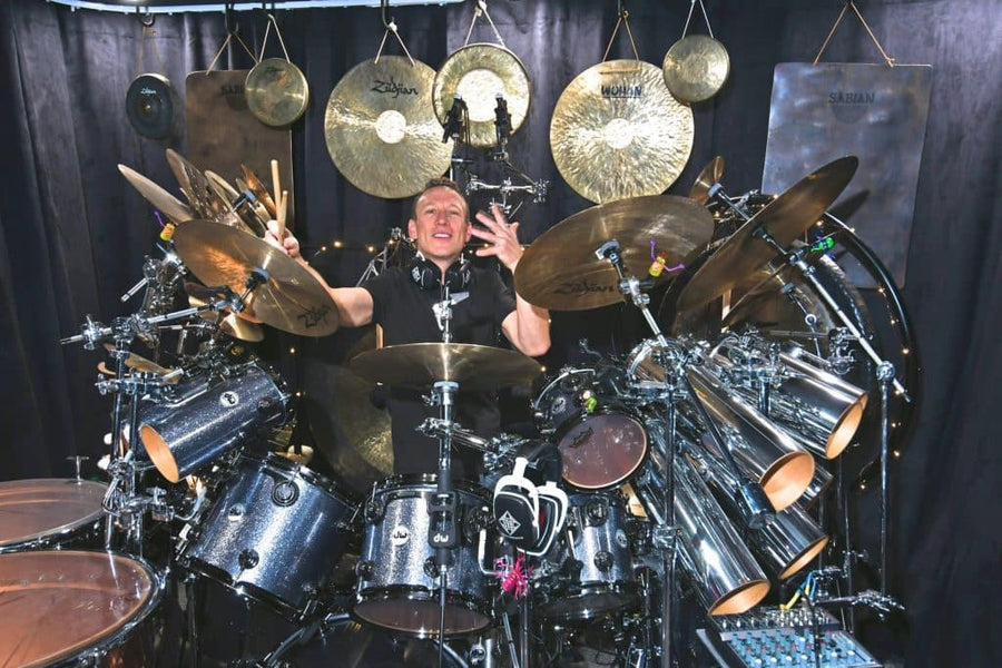 Top Drummer Stephen Perkins Packs TELEFUNKEN Mics