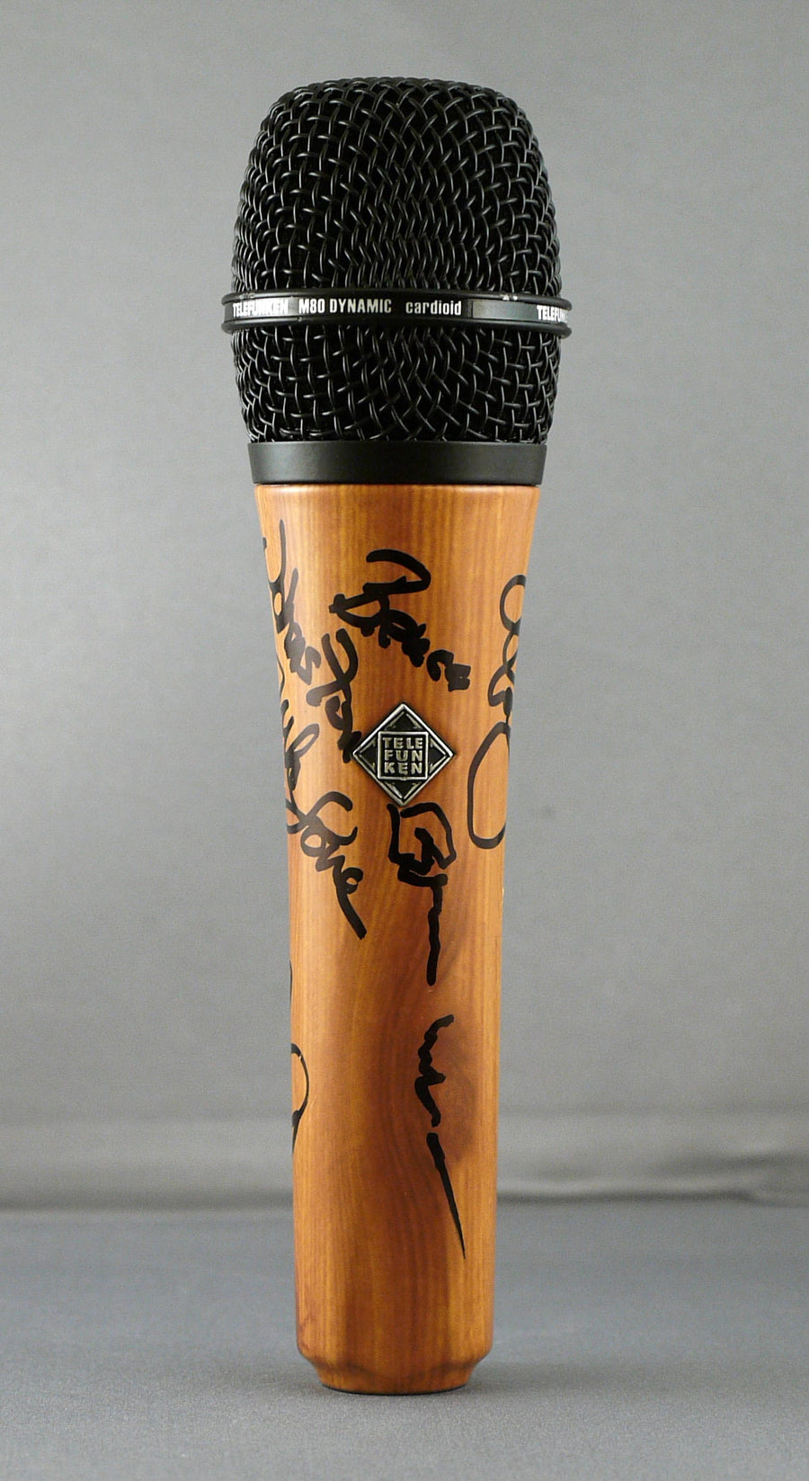Beach Boys Tour With New TELEFUNKEN M80 “Woody” Mics