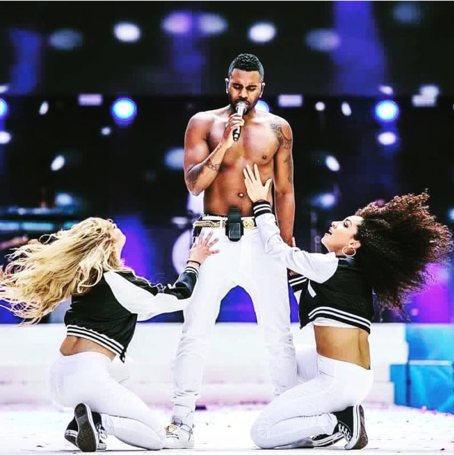 Jason Derulo Tours Worldwide With TELEFUNKEN M81-WH Mic